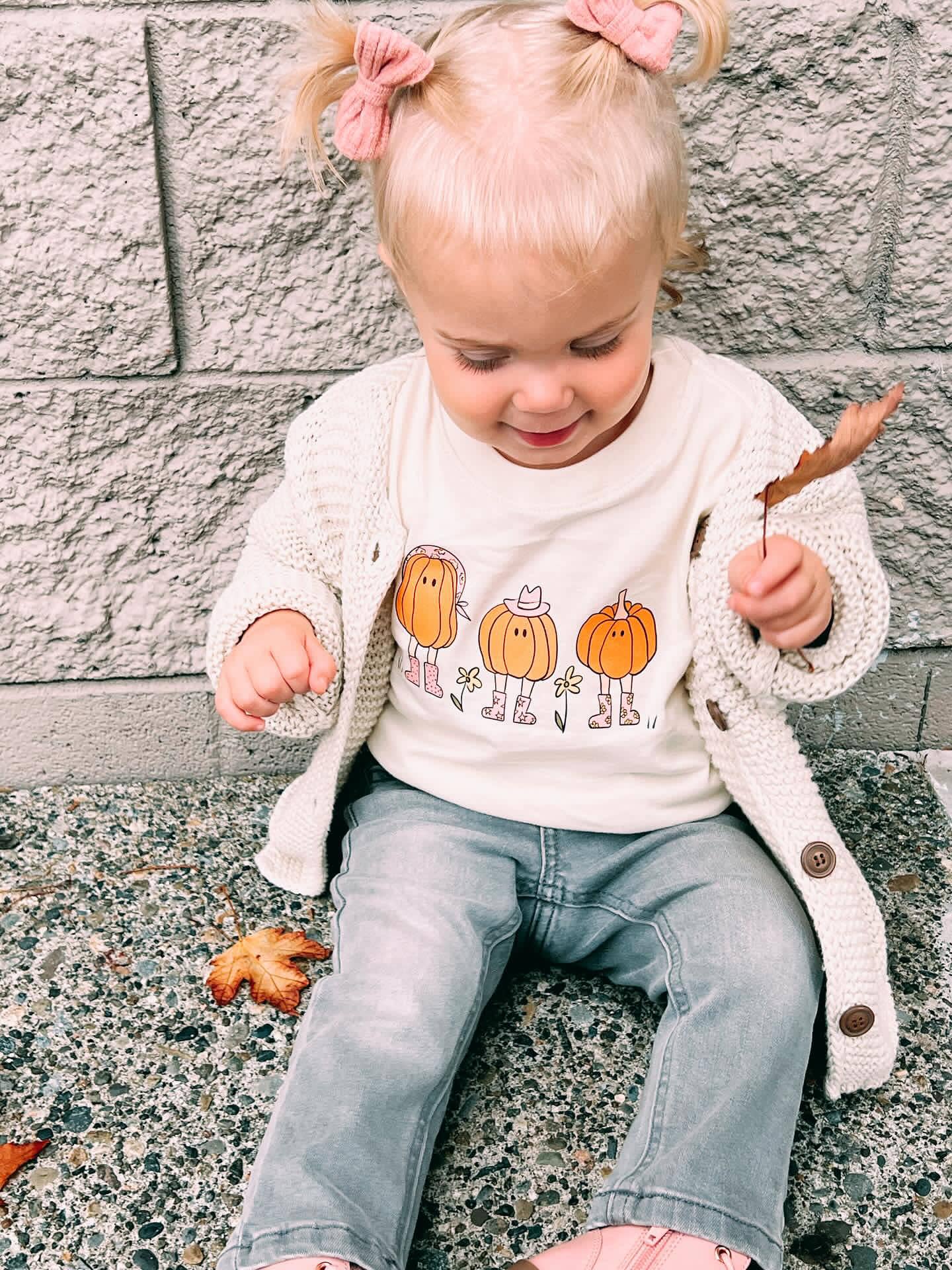 Pumpkin Gals Graphic Tee