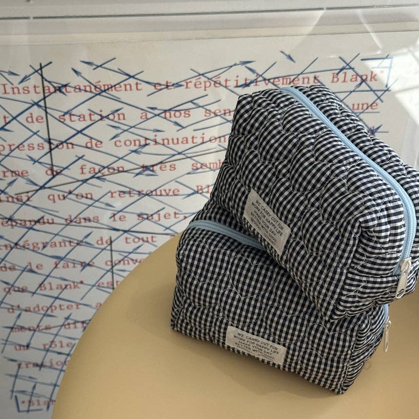 Plaid Heart Travel Bag