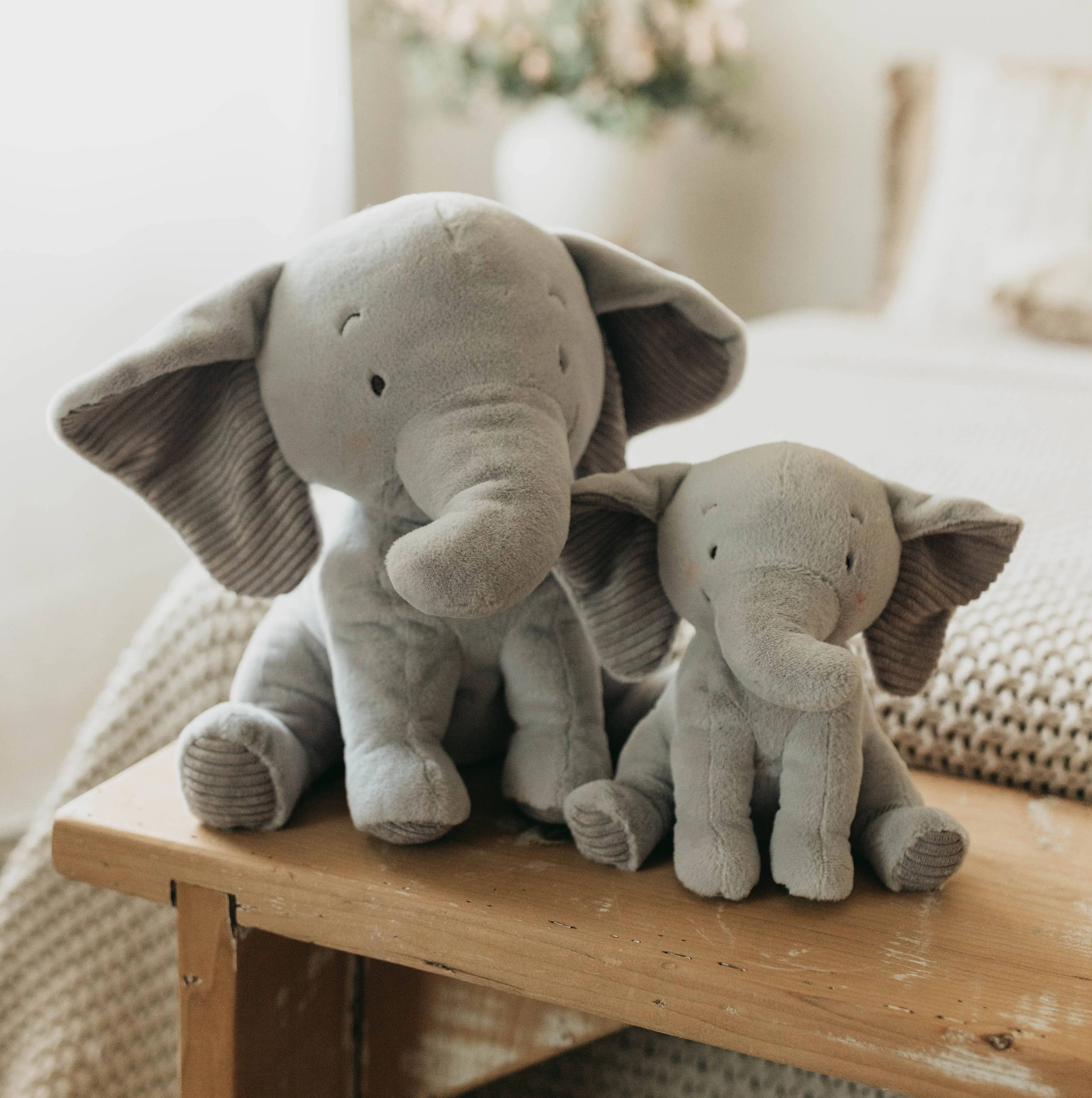 Little Penny the Elephant