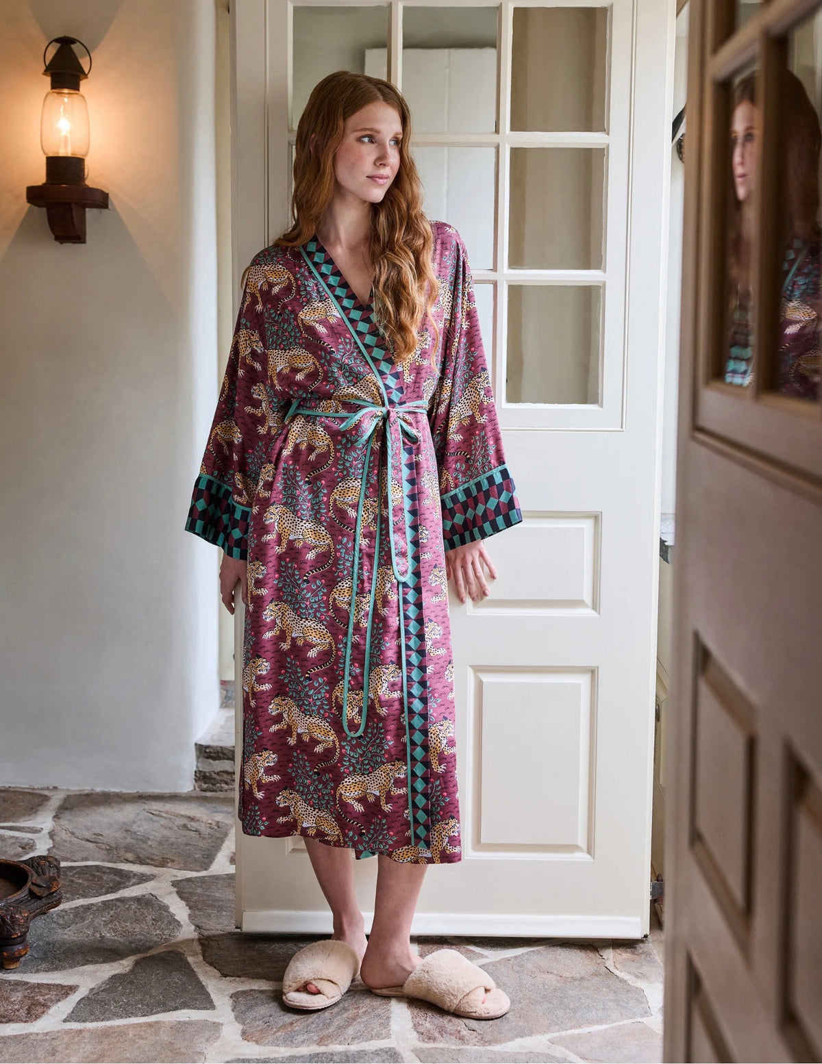 Eco Satin Robe in Bagheera Raisin