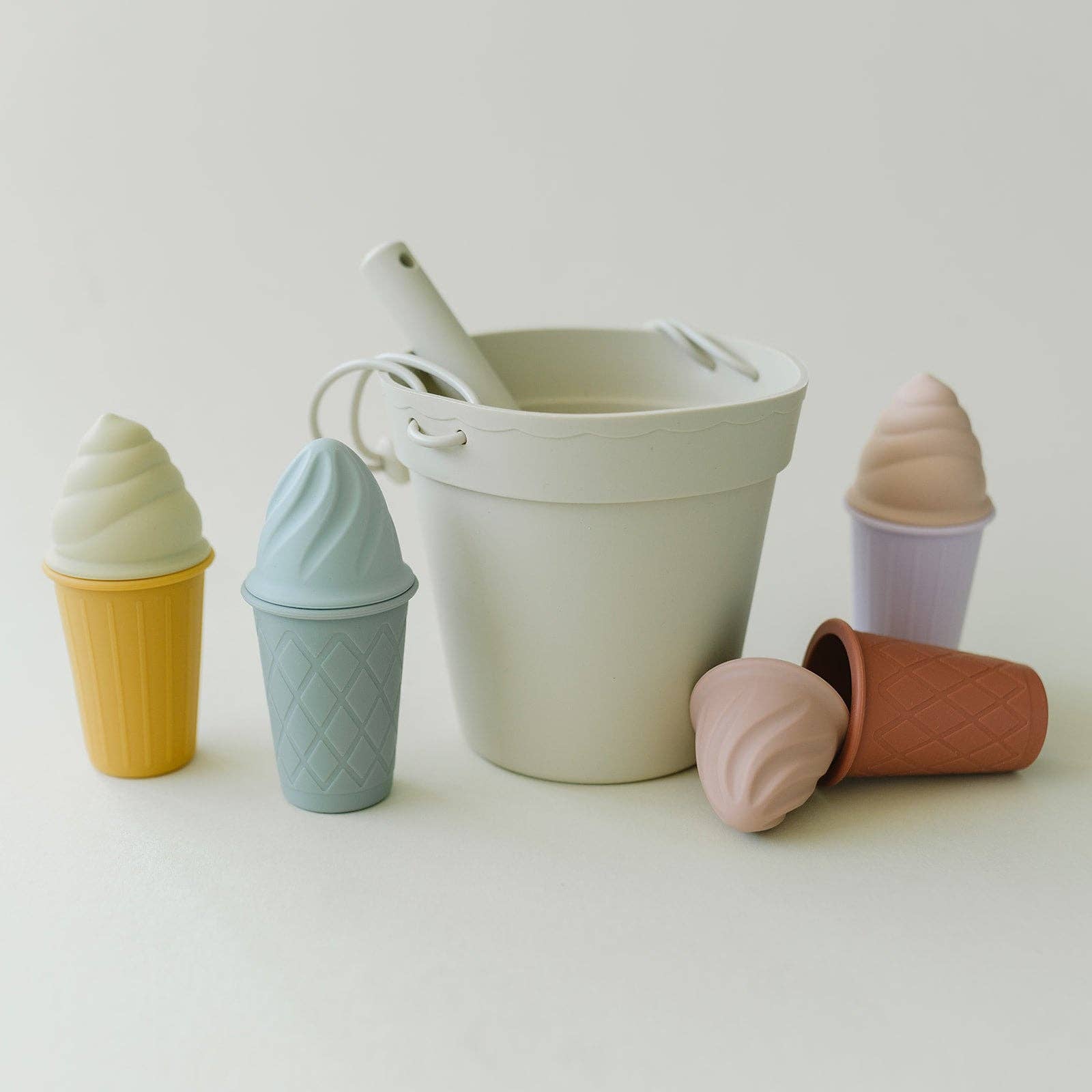 Classic Retro Silicone Ice Cream Beach Set | Easter Basket