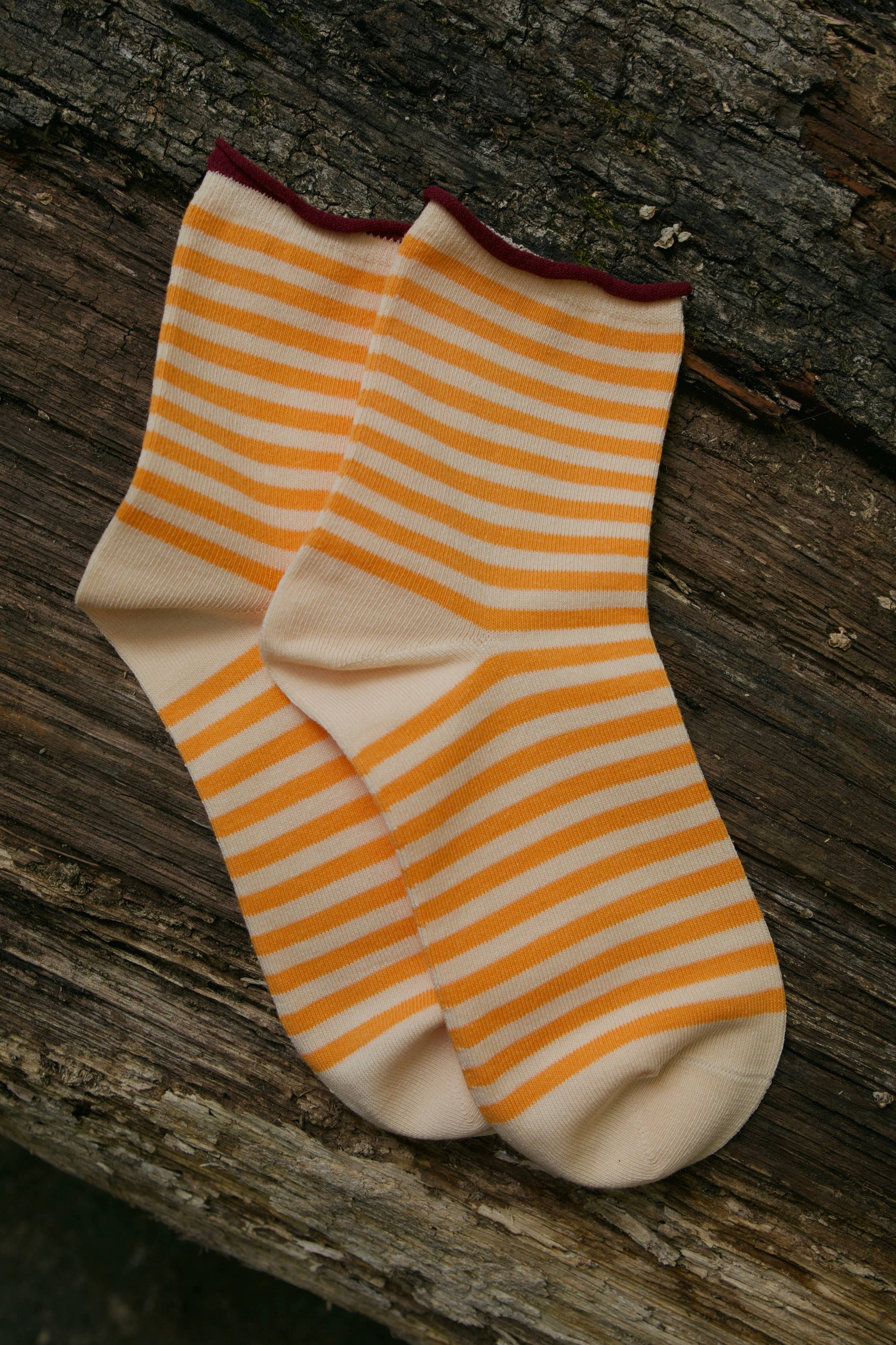 Canyon glow stripe socks