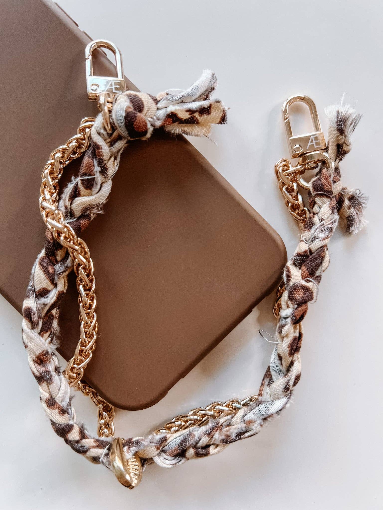 Savannah Phone Wristlet