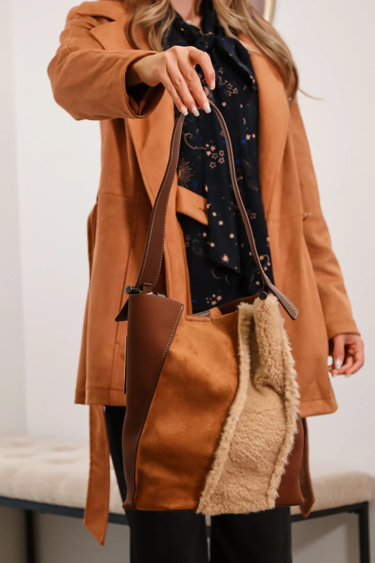 Thalia Bucket Bag