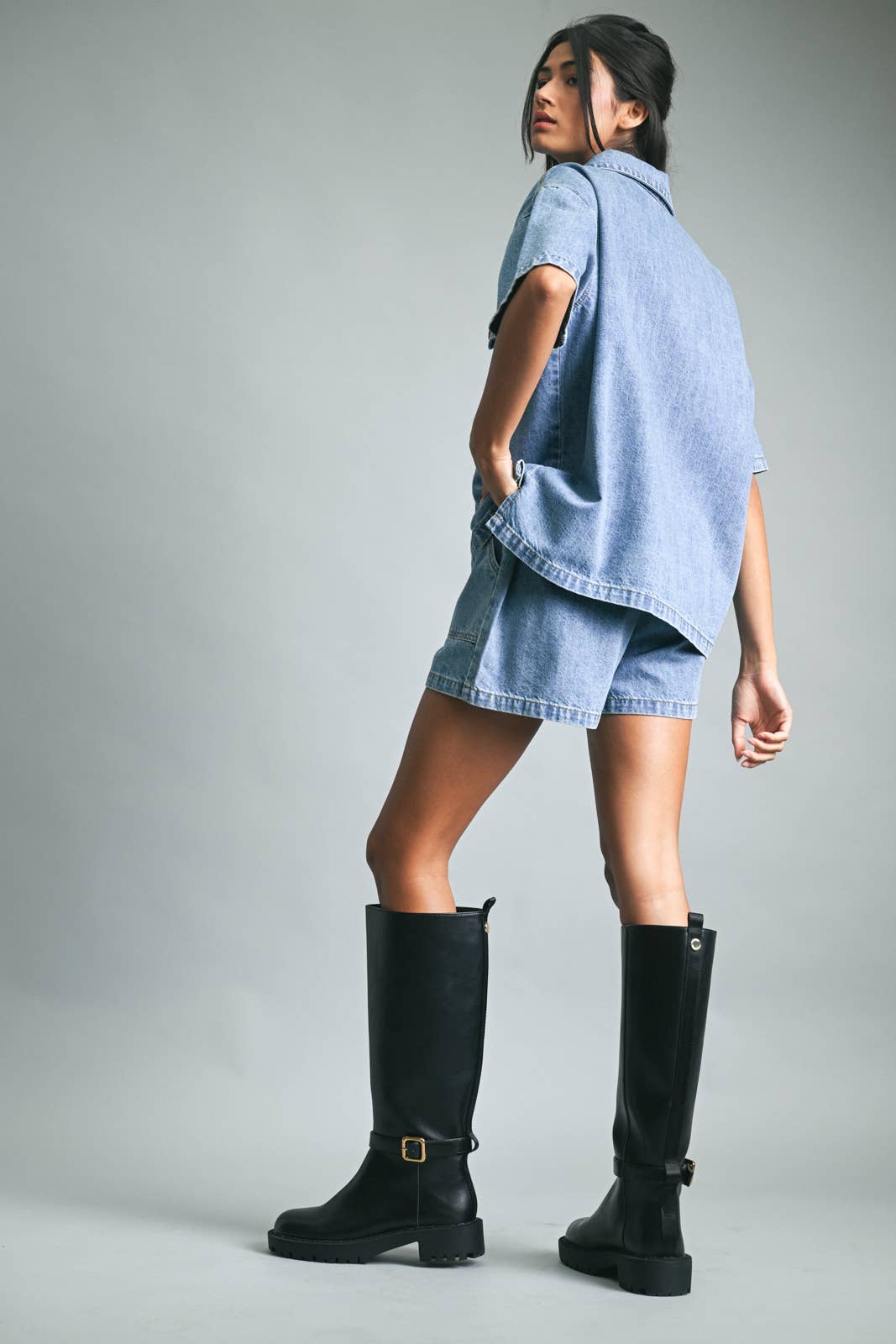 Denim short with drawstring