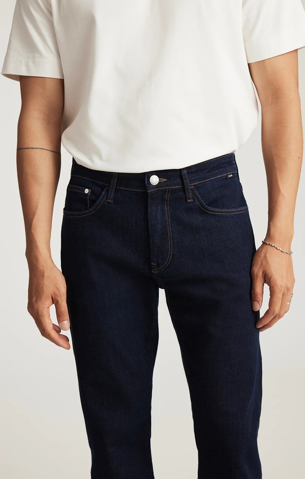 Zach Straight Leg Jeans