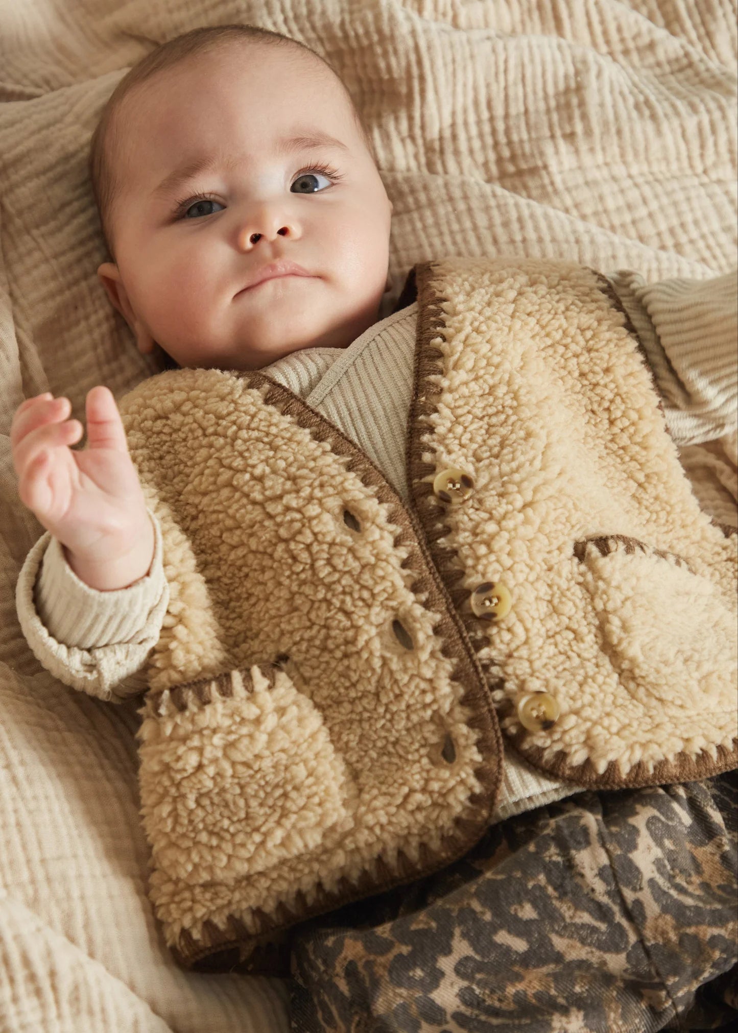 Amos Sand Folk Gilet