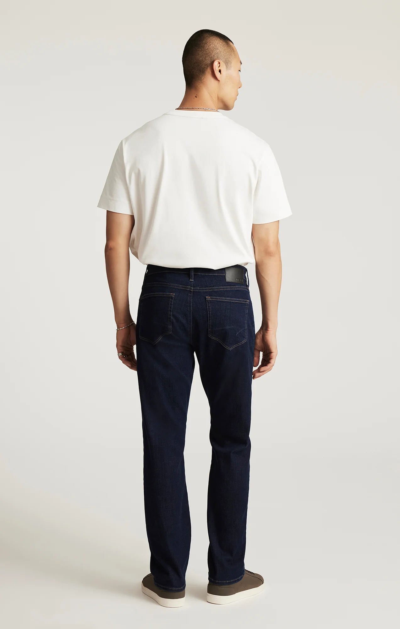 Zach Straight Leg Jeans