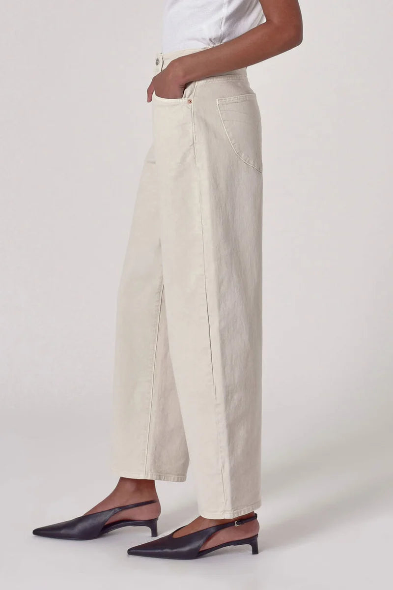 Gigi Barrel Jean