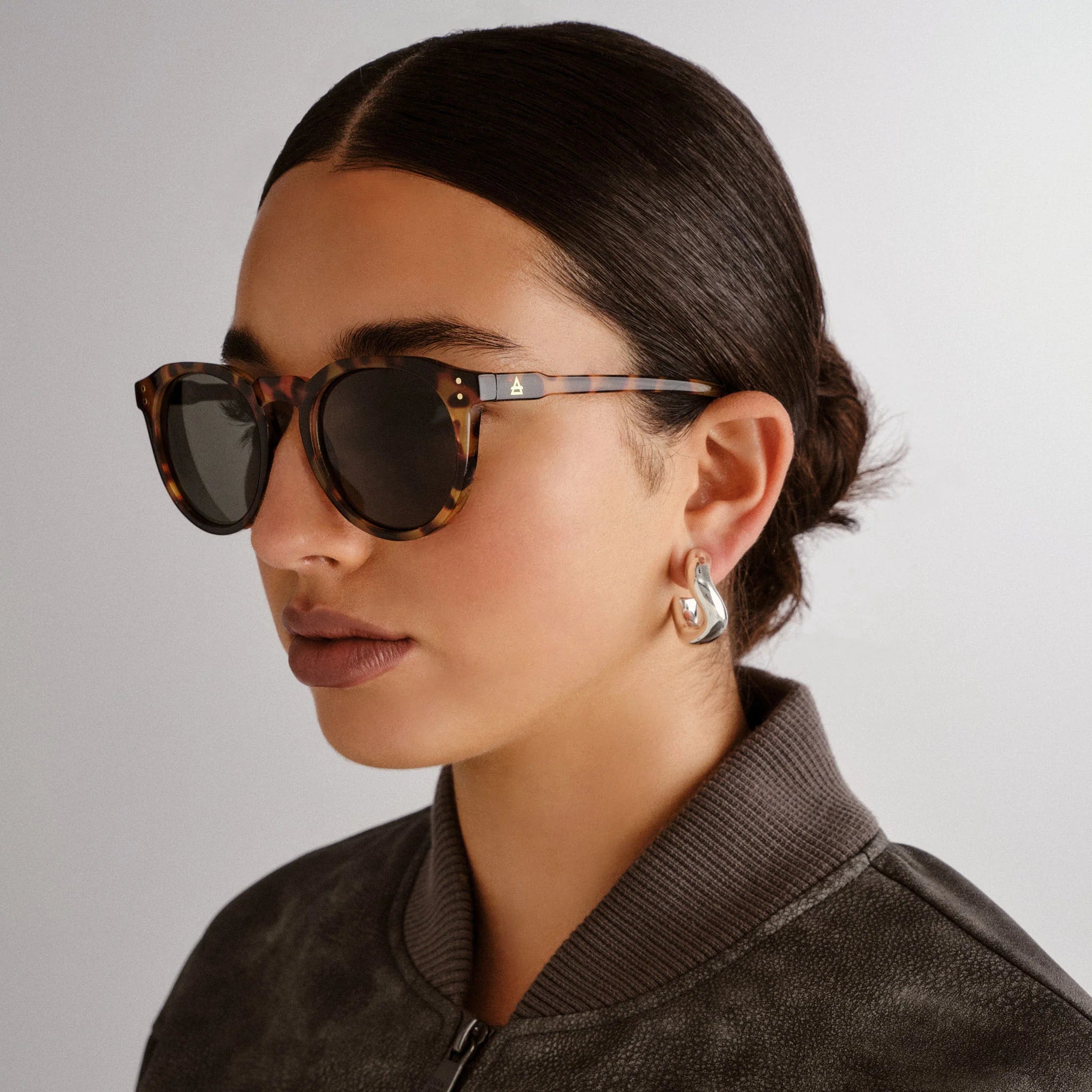 Nucleus - Dark Tort Khaki Mono