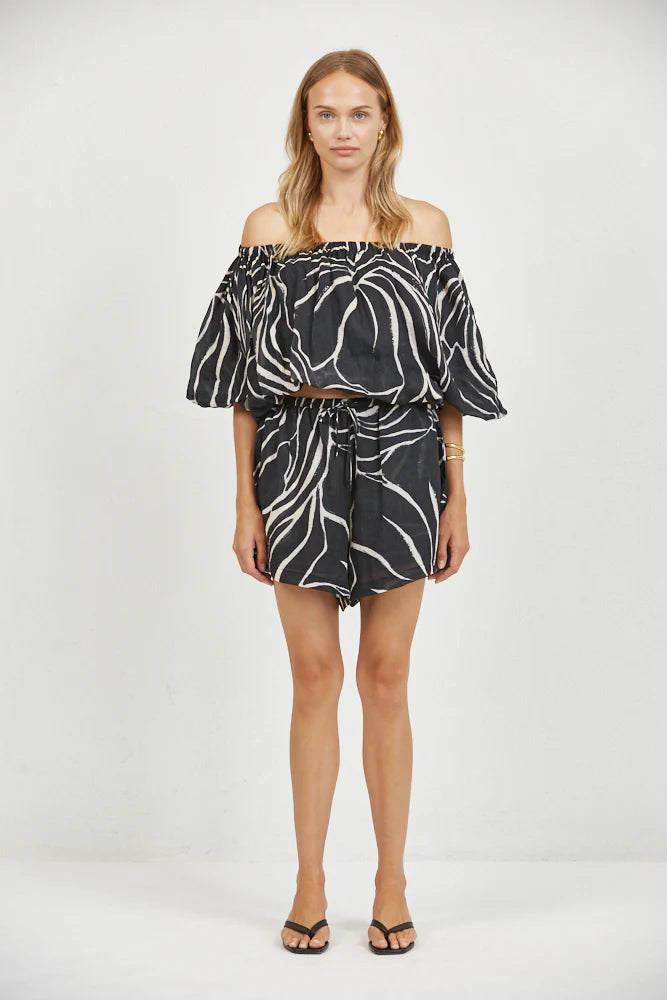Aude Short