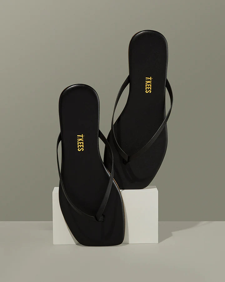 Square Toe Lily