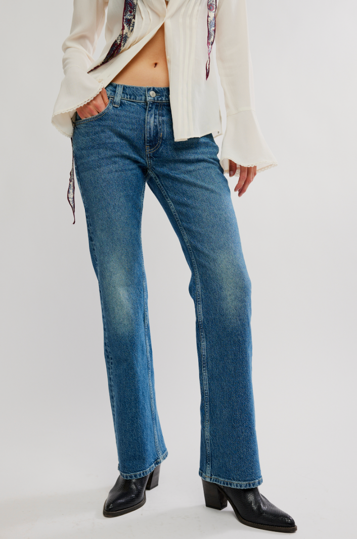 Monte Slim Boot Jean