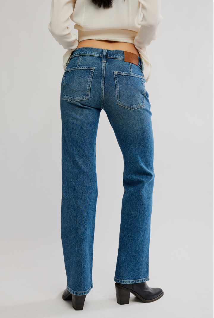Monte Slim Boot Jean
