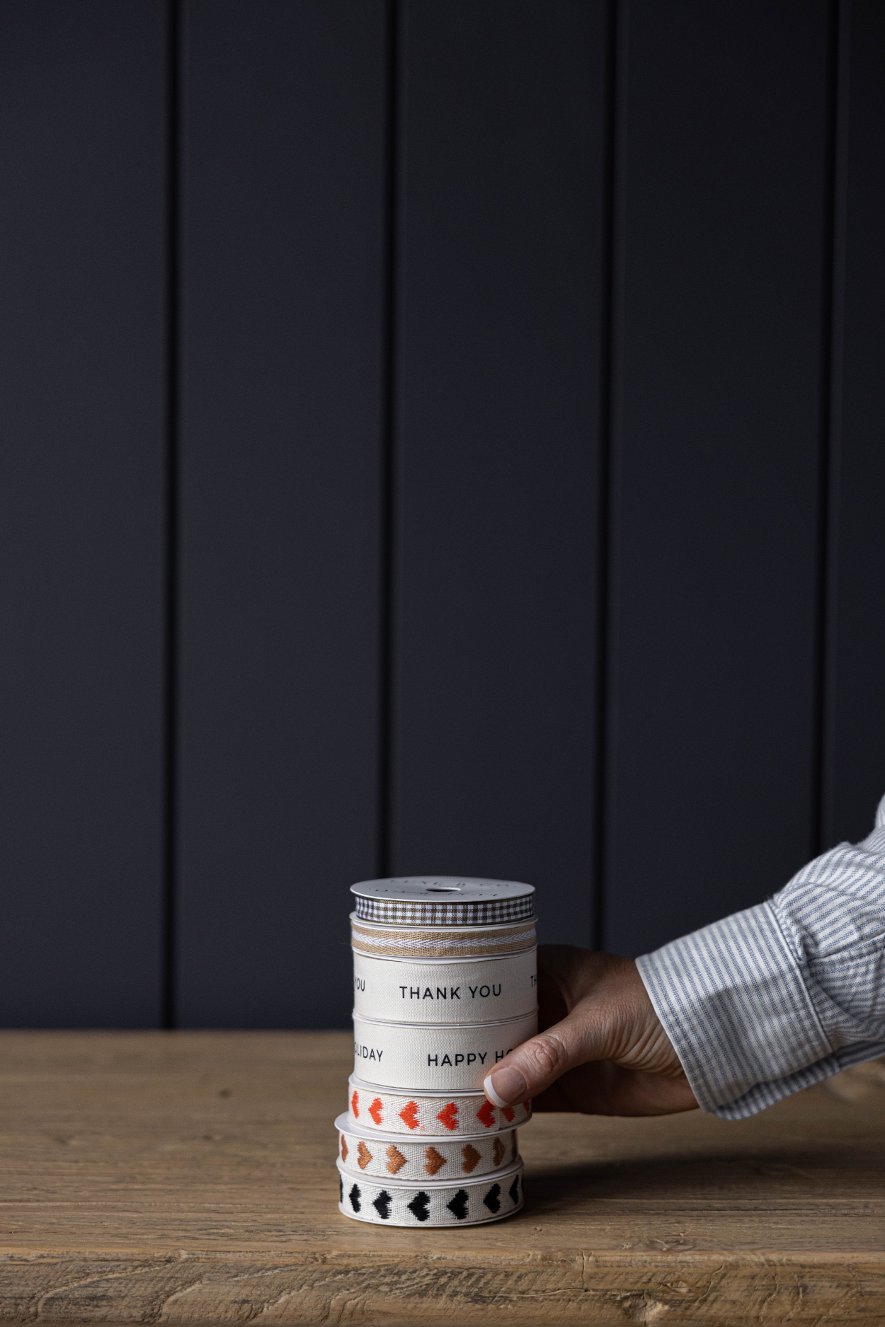 Happy Holiday Ribbon