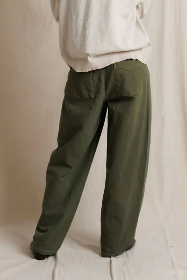 Akira, sateen slub barrel pant