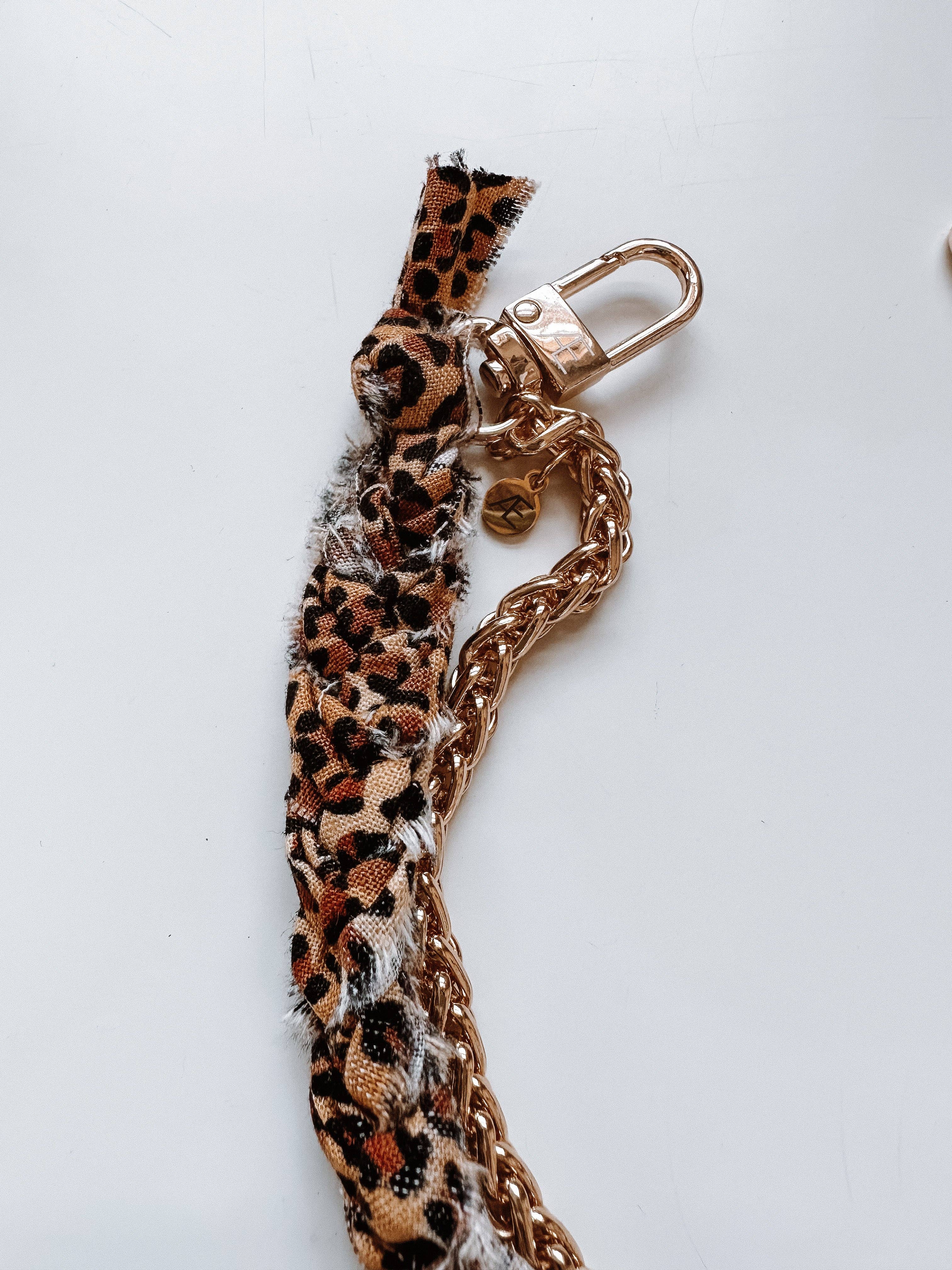 Savannah Phone Wristlet