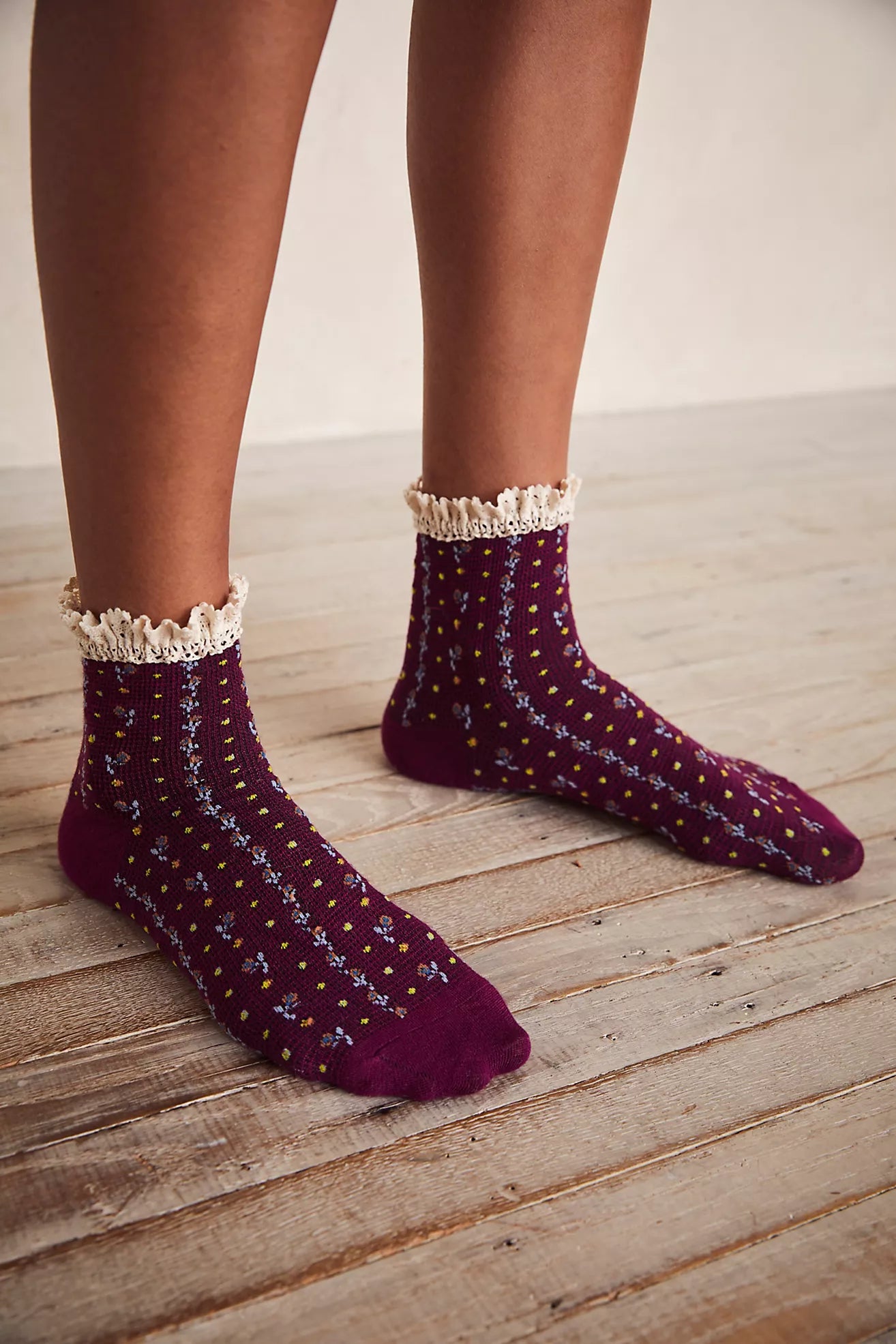 Rosebud Waffle Knit Ankle Sock