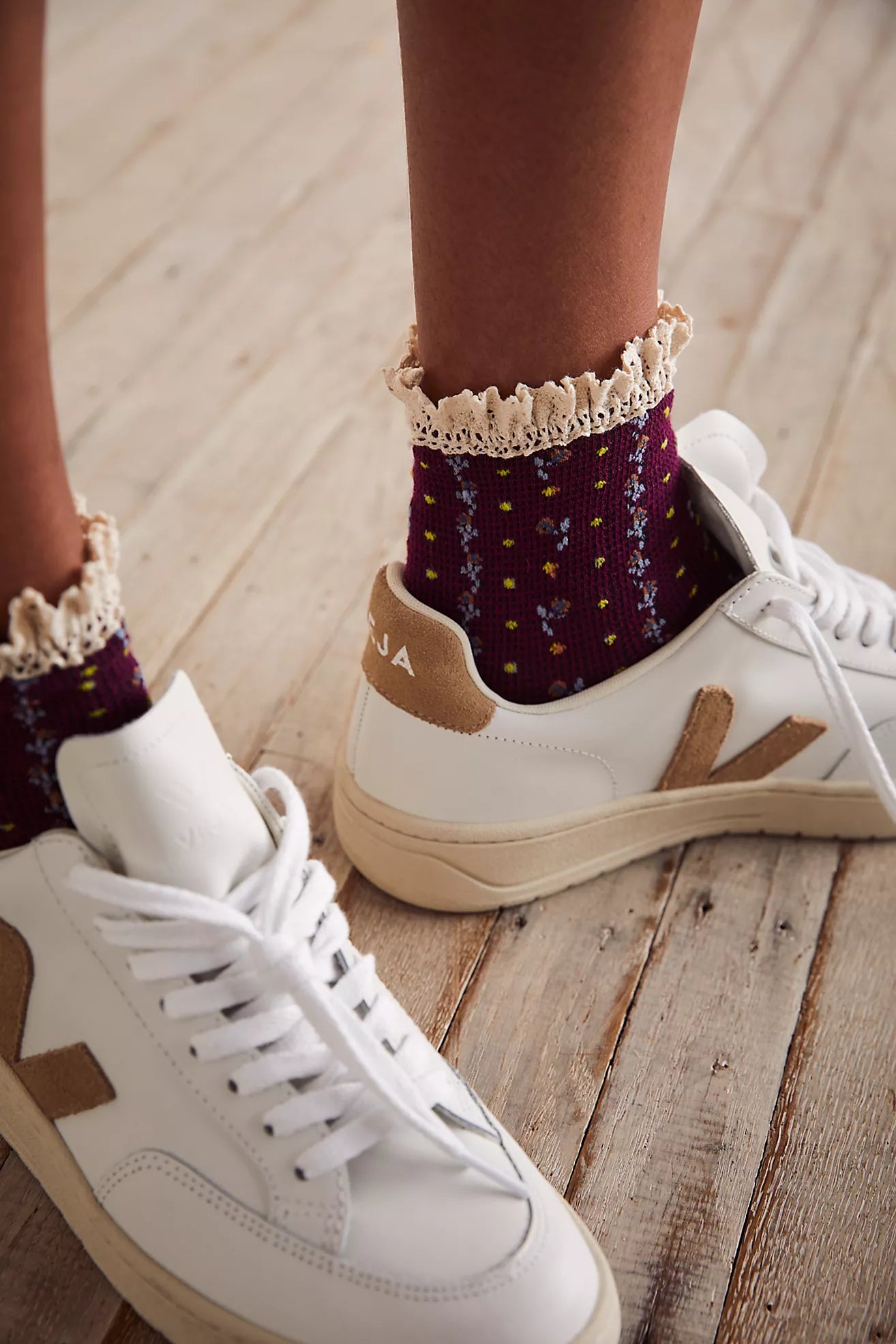 Rosebud Waffle Knit Ankle Sock