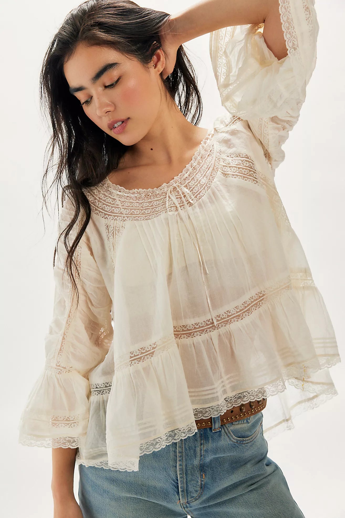 She's A Romantic Top