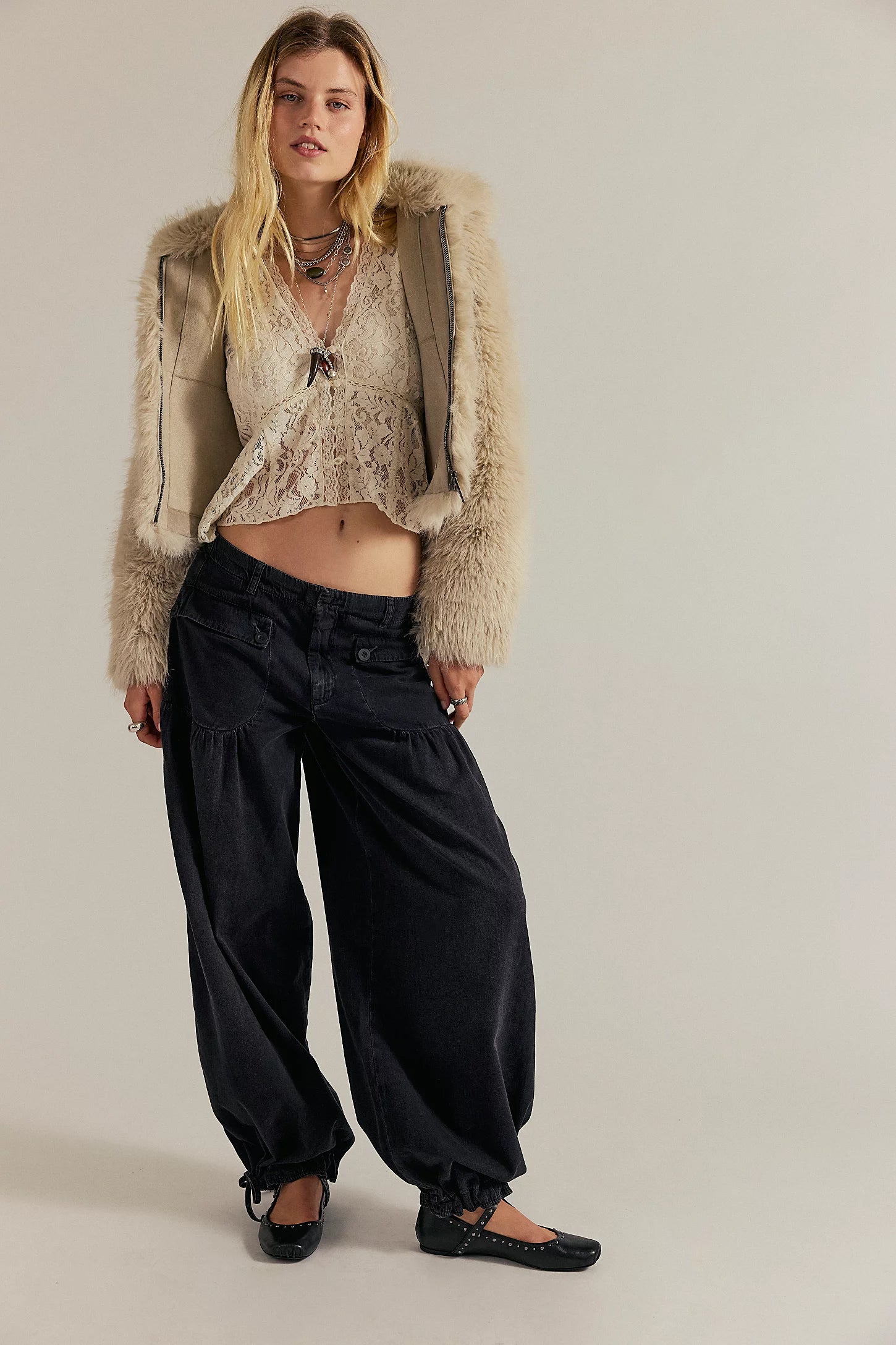Lotus Jean