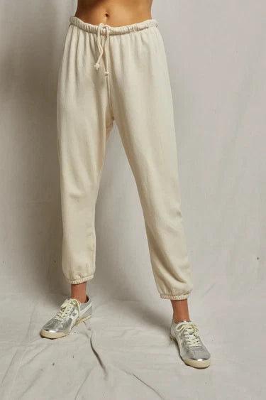 Johnny, sweatpants