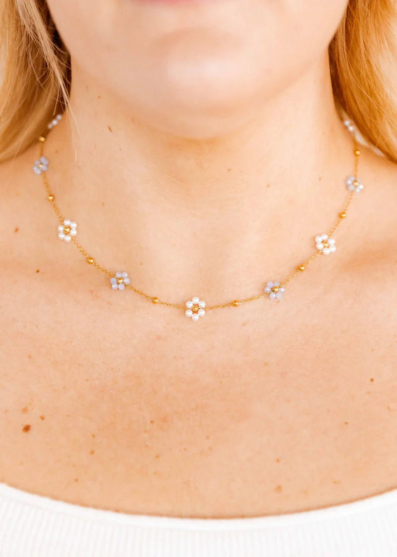 Gracie Flower Necklace