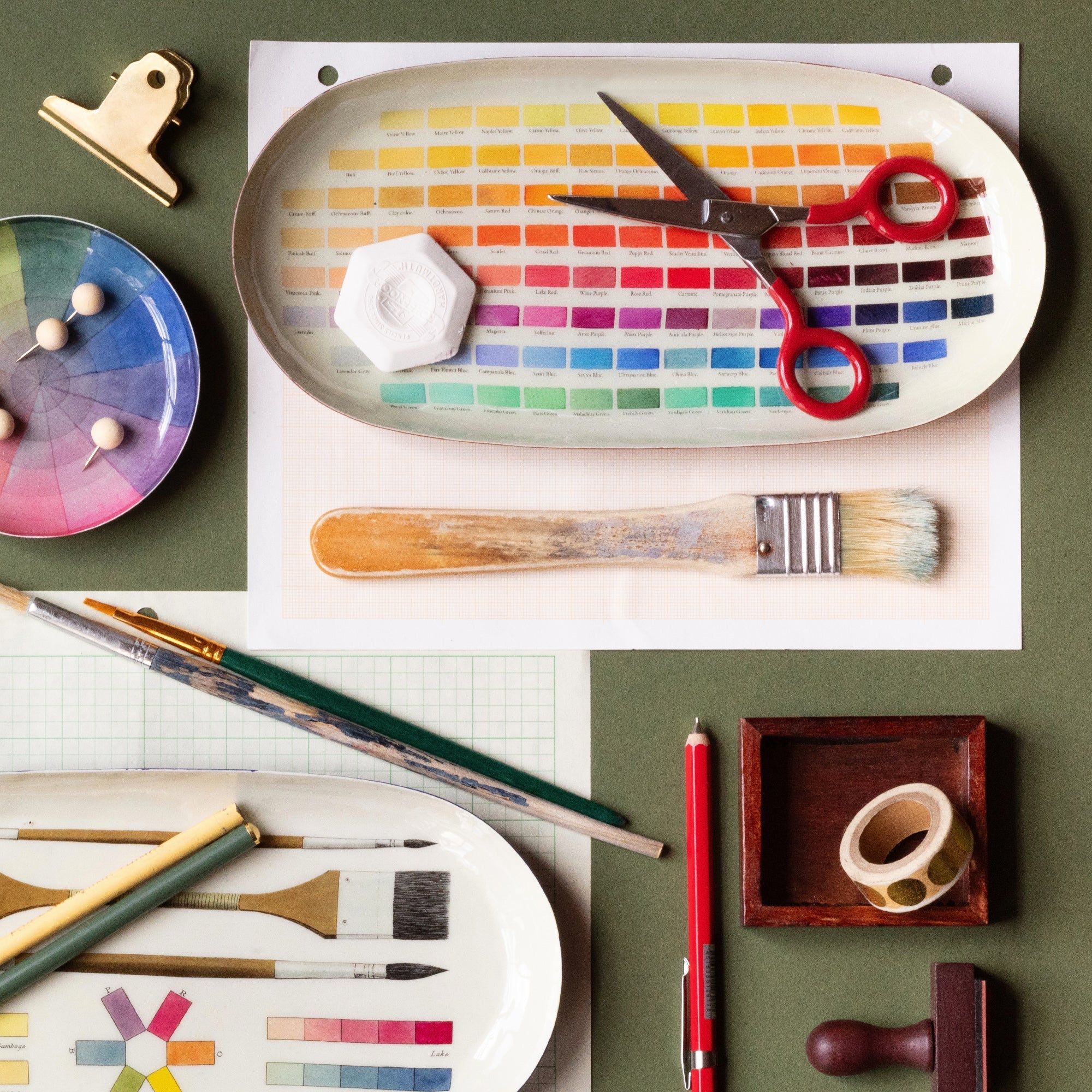 Oval Enamel Tray, Nomenclature of Colors