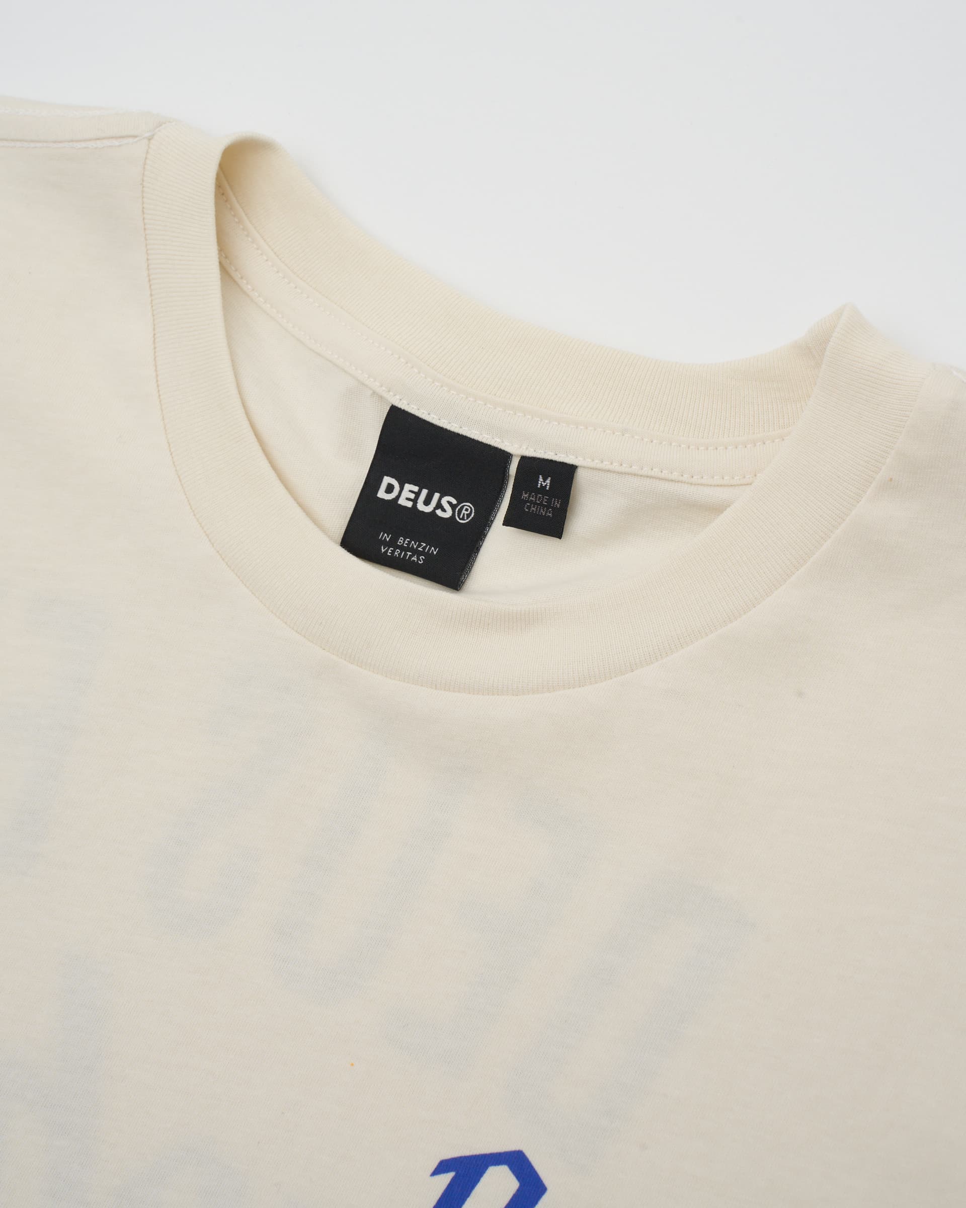 Overbite tee