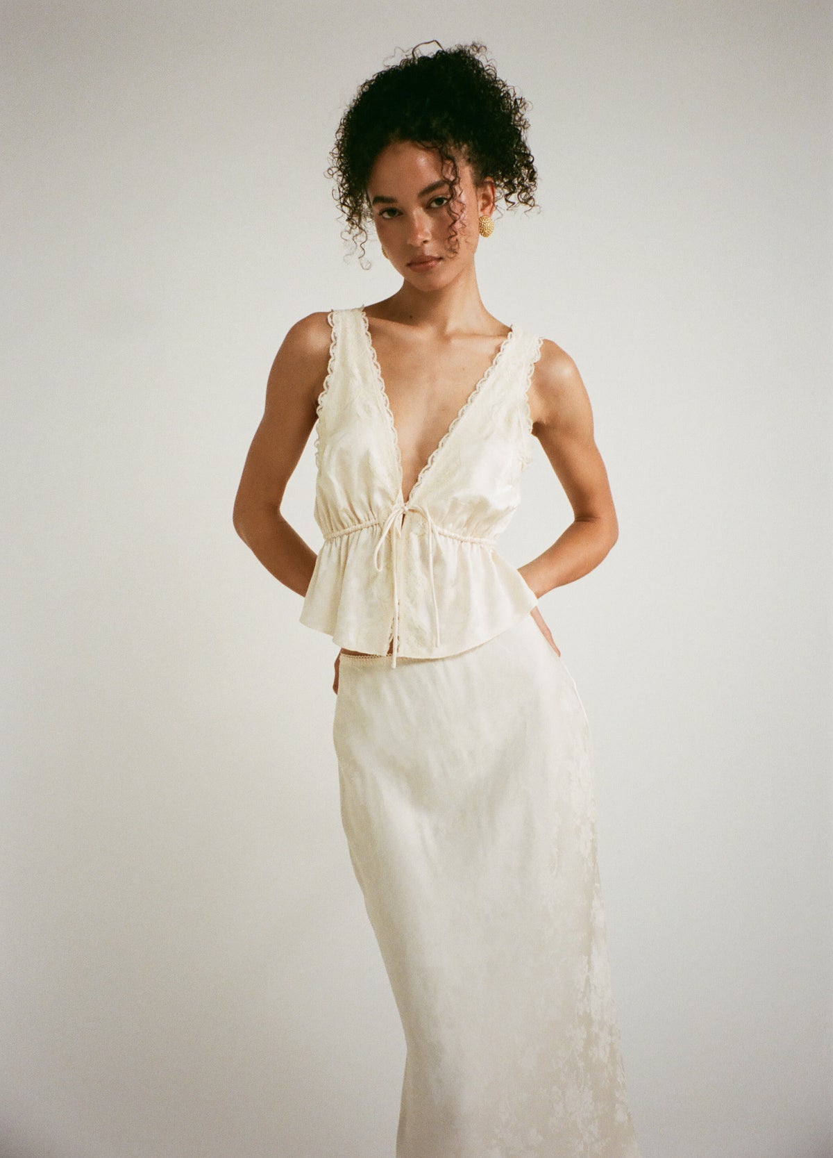 Lady Lace Midi Skirt