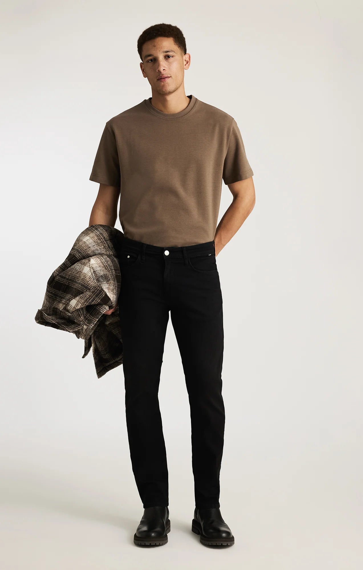 Marcus Slim Straight Jeans