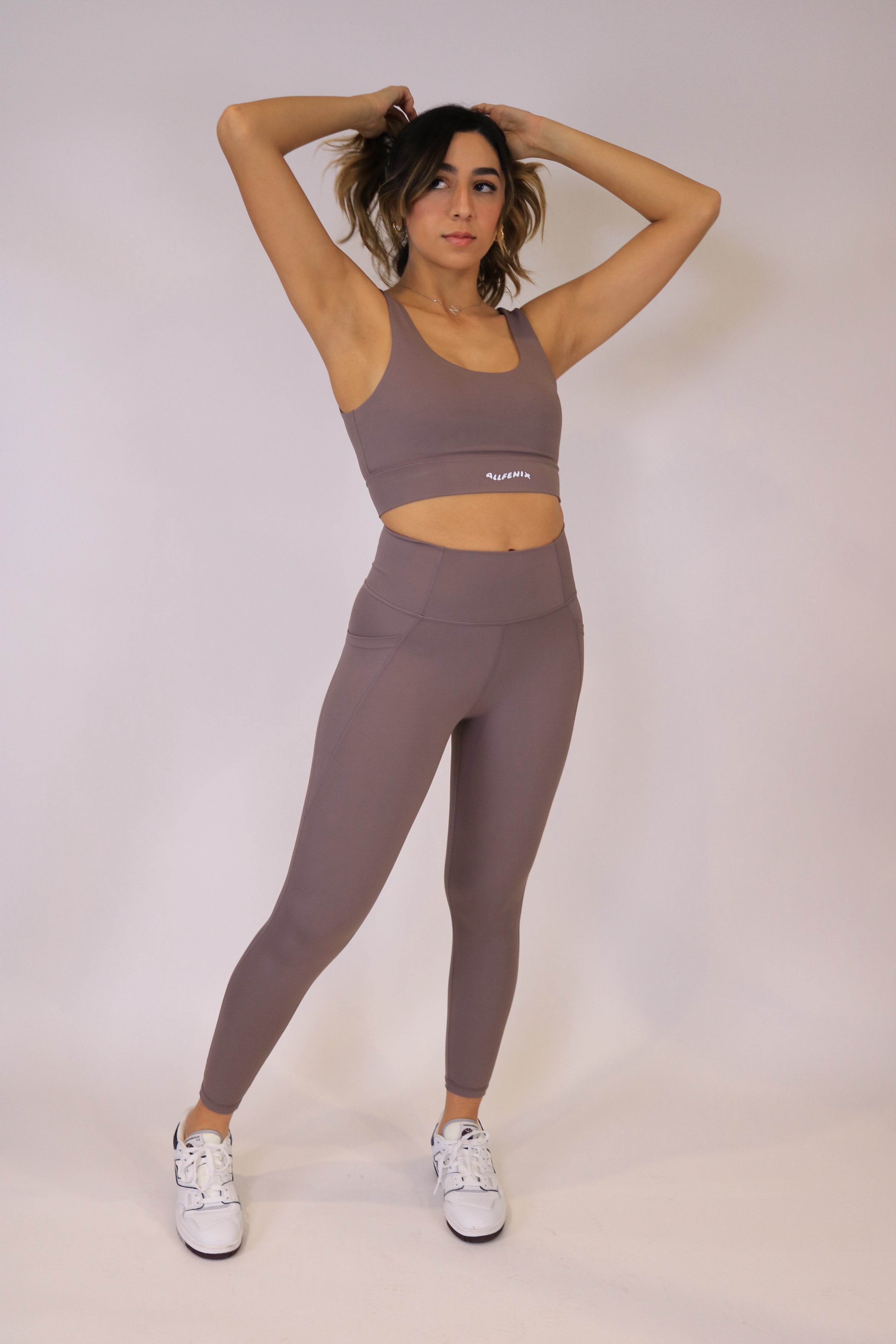 All Fenix Luna V-Waist 7/8 Yoga Leggings at